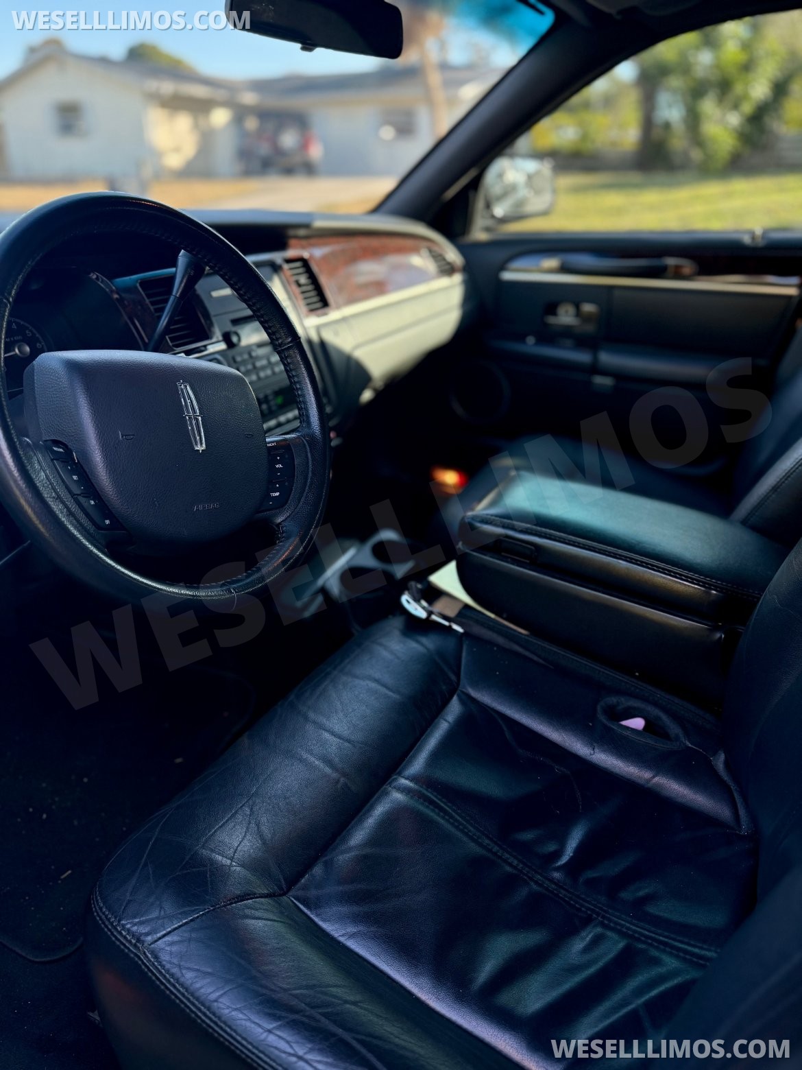 Photo of Limousine for sale: 2011 Lincoln Town Car by Krystal