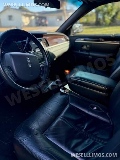 2011 Krystal Lincoln Town Car Limousine - Limousine for Sale in Bradenton, FL - Photo 8