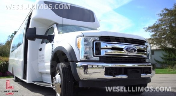 2017 Ford F-550 Limo Bus for Sale in Columbus, OH - Main Photo