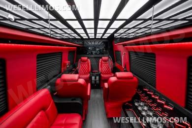 2023 Mercedes-Benz Sprinter 3500 Sprinter for Sale in New York City, New York, US - Photo 2