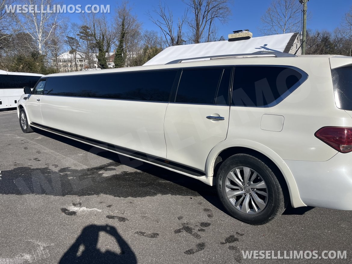 Photo of SUV Stretch for sale: 2015 Infiniti QX 80 180" by Moonlight