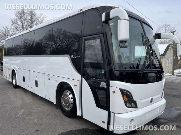 2016 Temsa TS 35 Motorcoach for Sale in Pasadena, MD - Photo 2