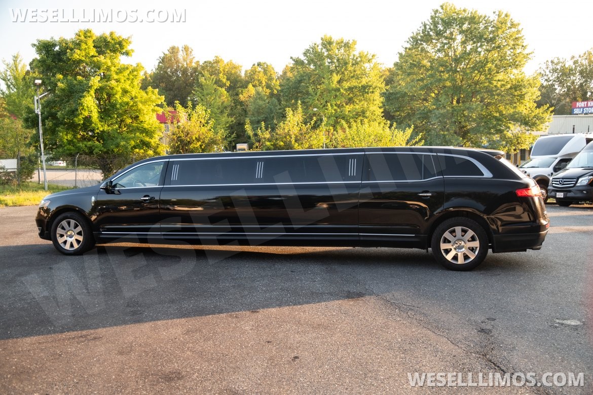 Limousine for sale: 2018 Lincoln MKT 140" by Excutive Coach