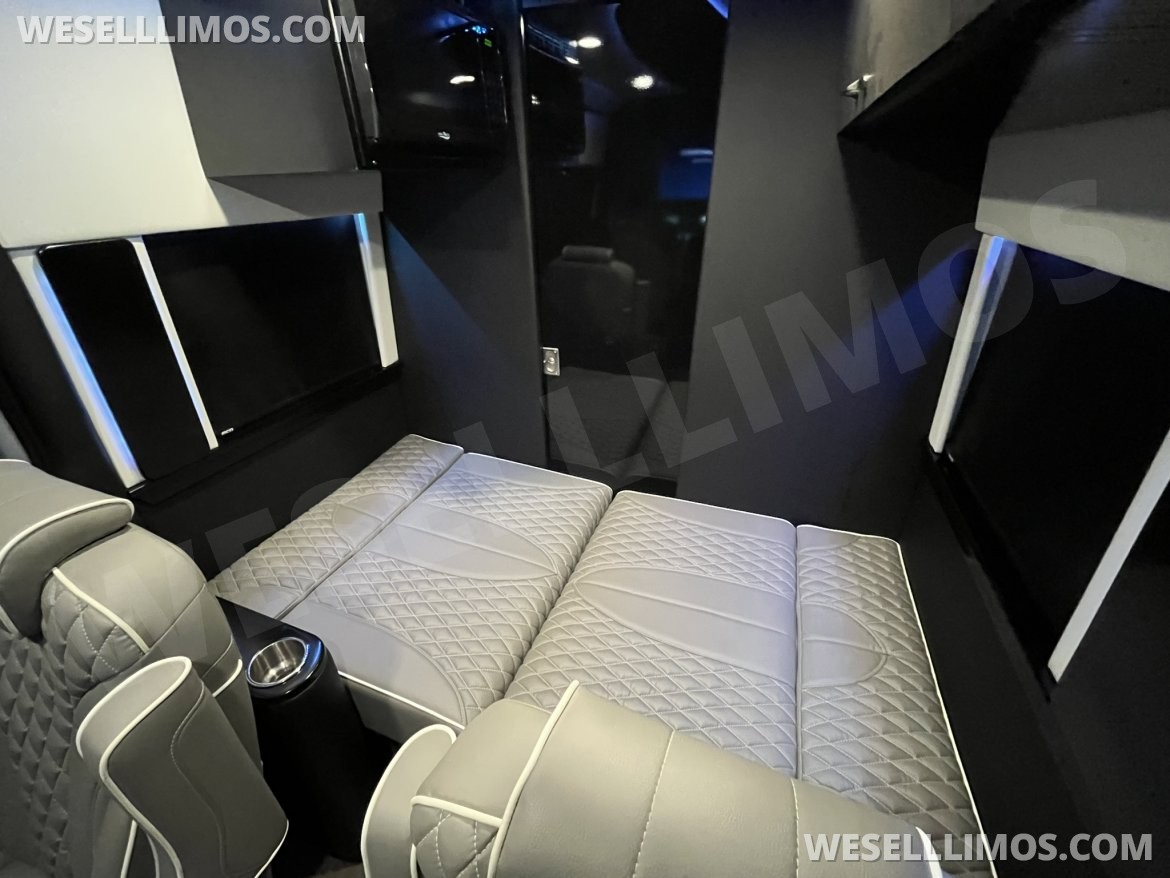 Photo of Sprinter for sale: 2021 Mercedes-Benz Sprinter 2500 Luxury Cruiser 144" by Regency