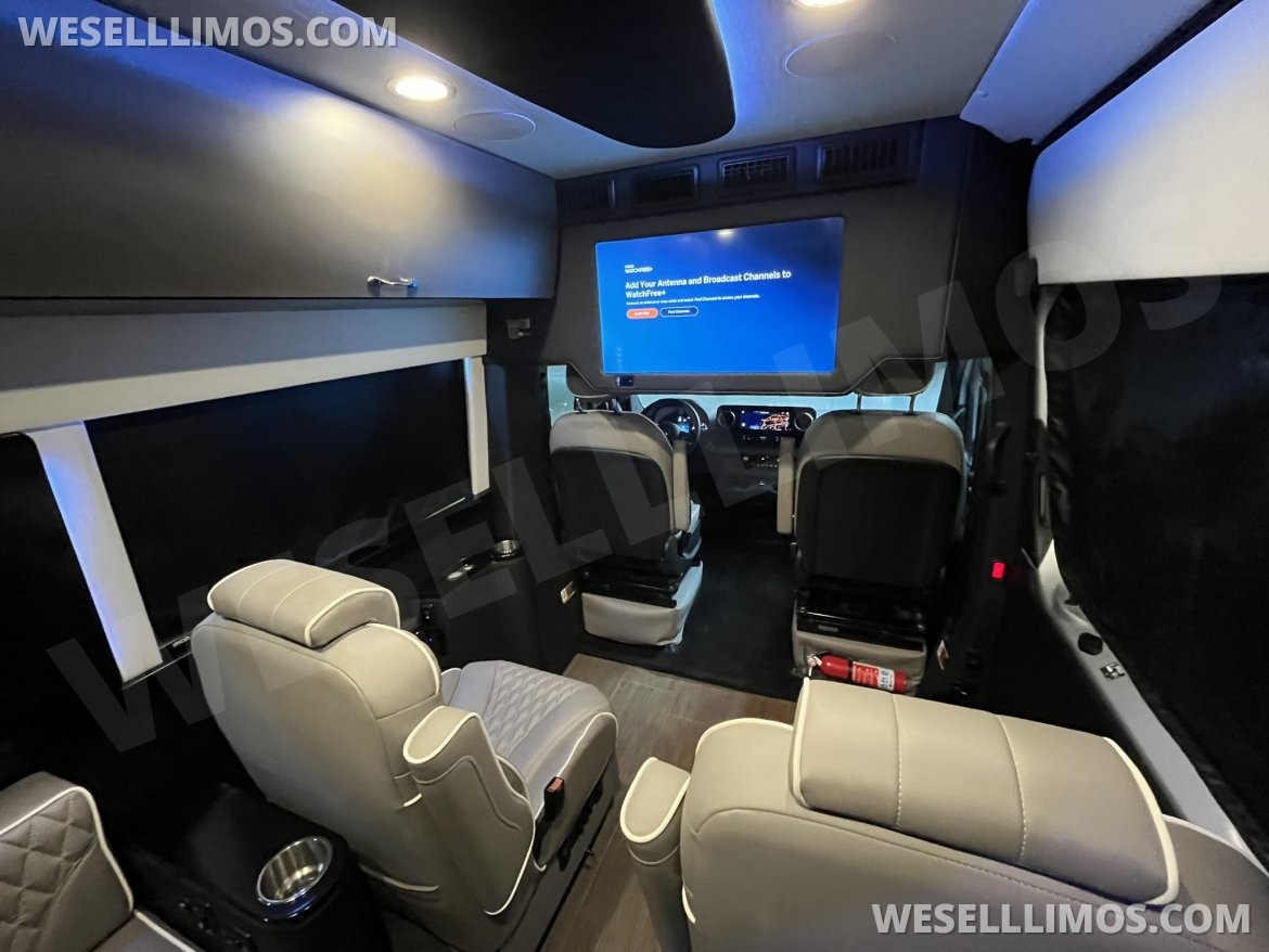 Photo of Sprinter for sale: 2021 Mercedes-Benz Sprinter 2500 Luxury Cruiser 144" by Regency