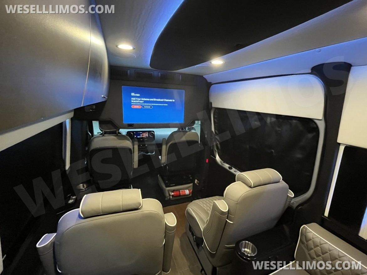 Photo of Sprinter for sale: 2021 Mercedes-Benz Sprinter 2500 Luxury Cruiser 144" by Regency