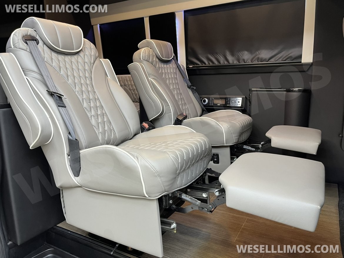 Photo of Sprinter for sale: 2021 Mercedes-Benz Sprinter 2500 Luxury Cruiser 144" by Regency
