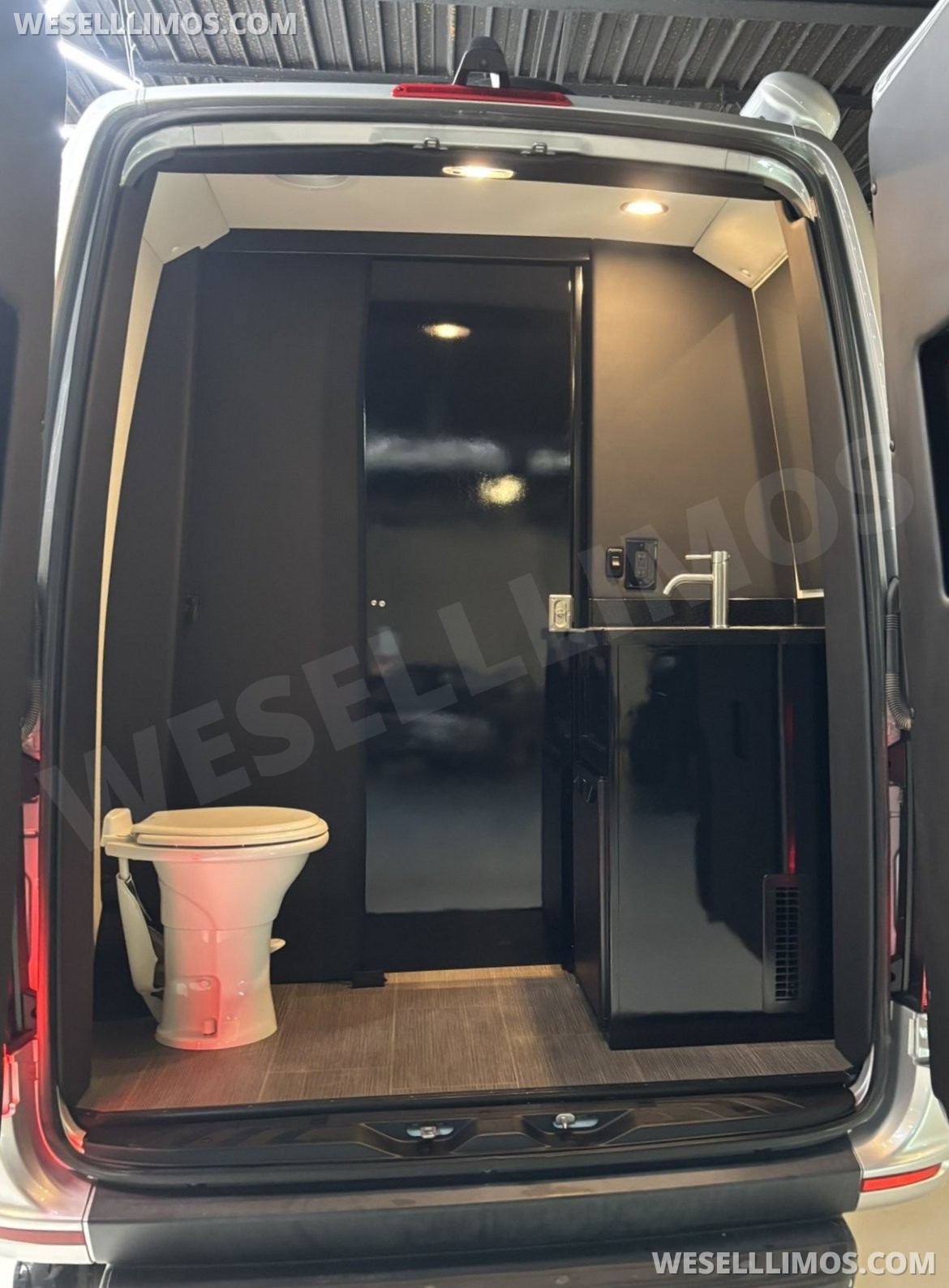 Photo of Sprinter for sale: 2021 Mercedes-Benz Sprinter 2500 Luxury Cruiser 144" by Regency