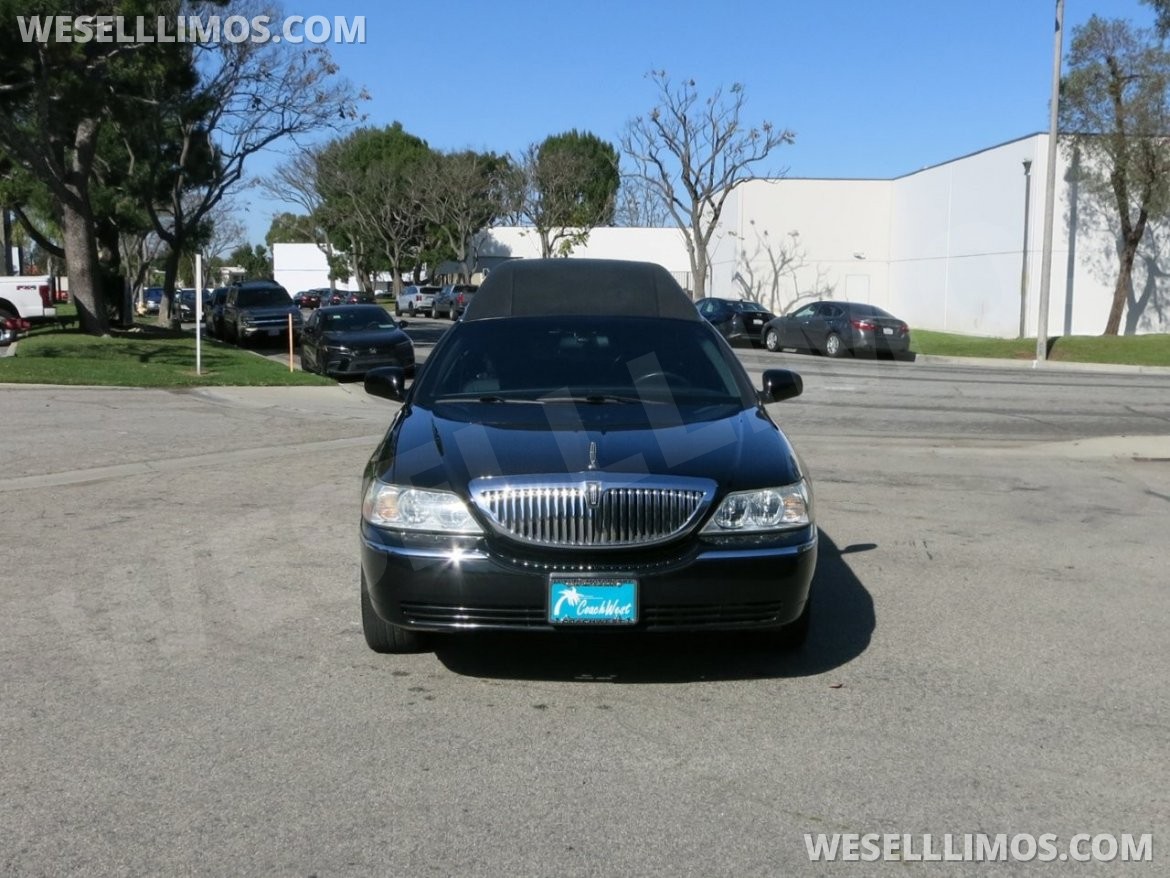 Photo of Funeral for sale: 2007 Lincoln Town Car by Federal Coach