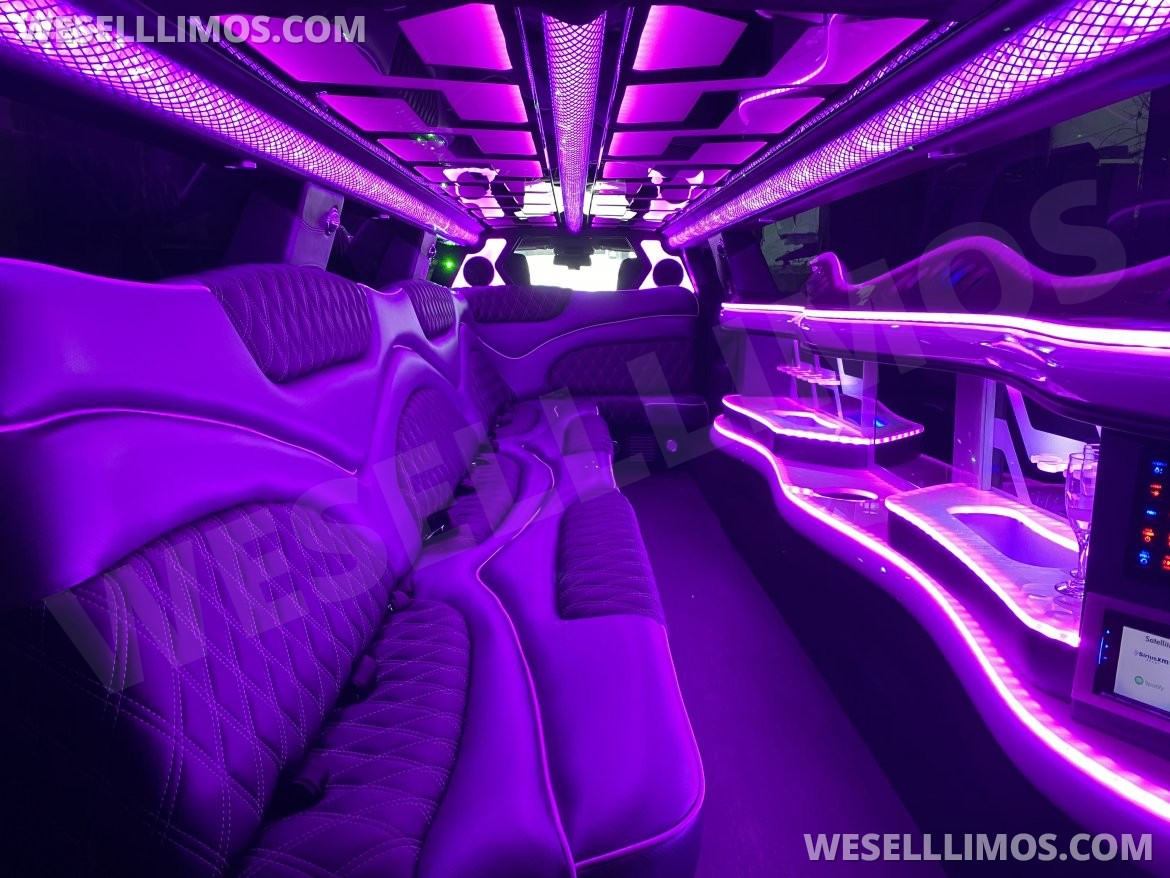 Photo of Limousine for sale: 2018 Chrysler 300 180" by Moonlight