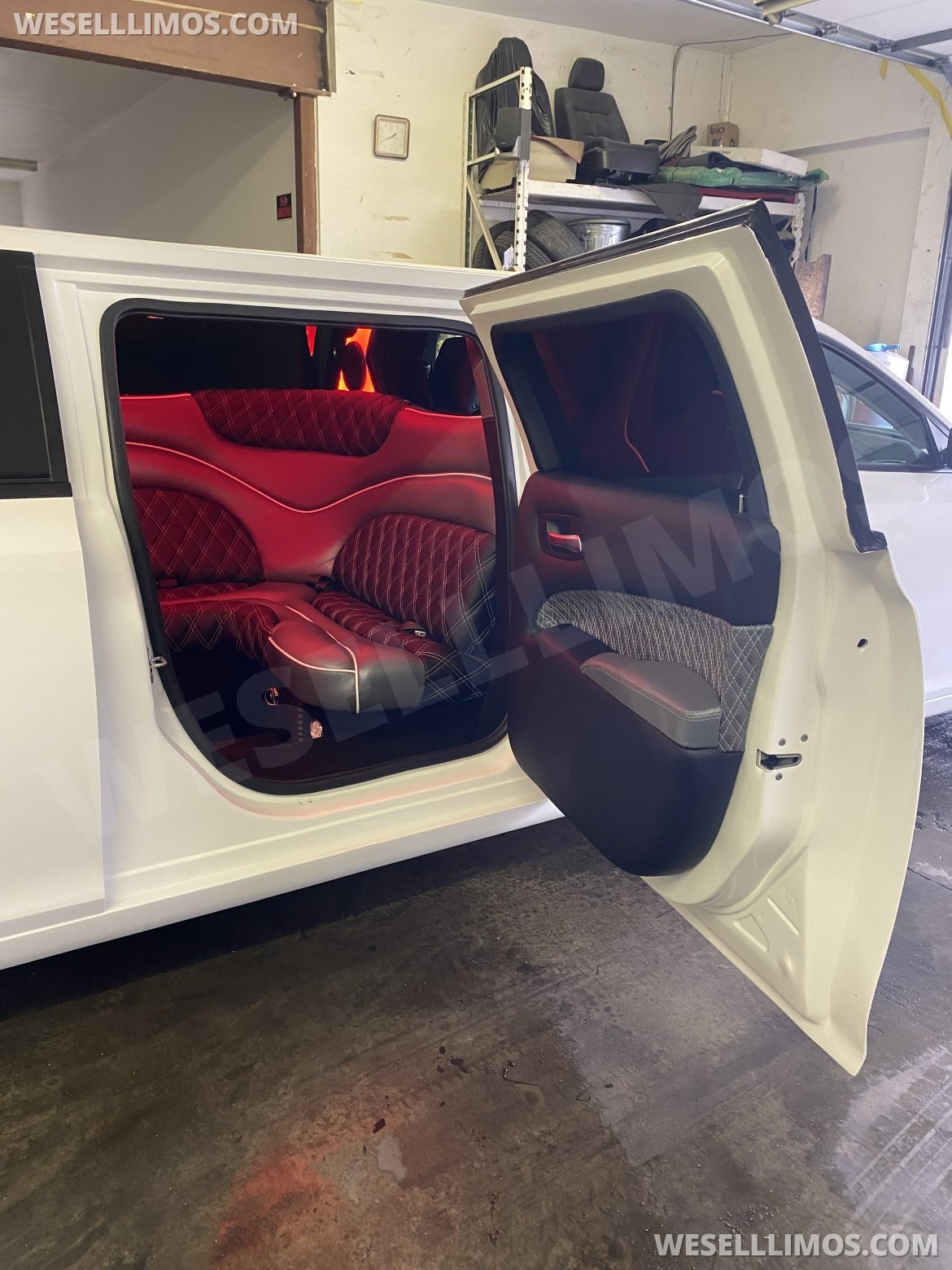 Photo of Limousine for sale: 2018 Chrysler 300 180" by Moonlight