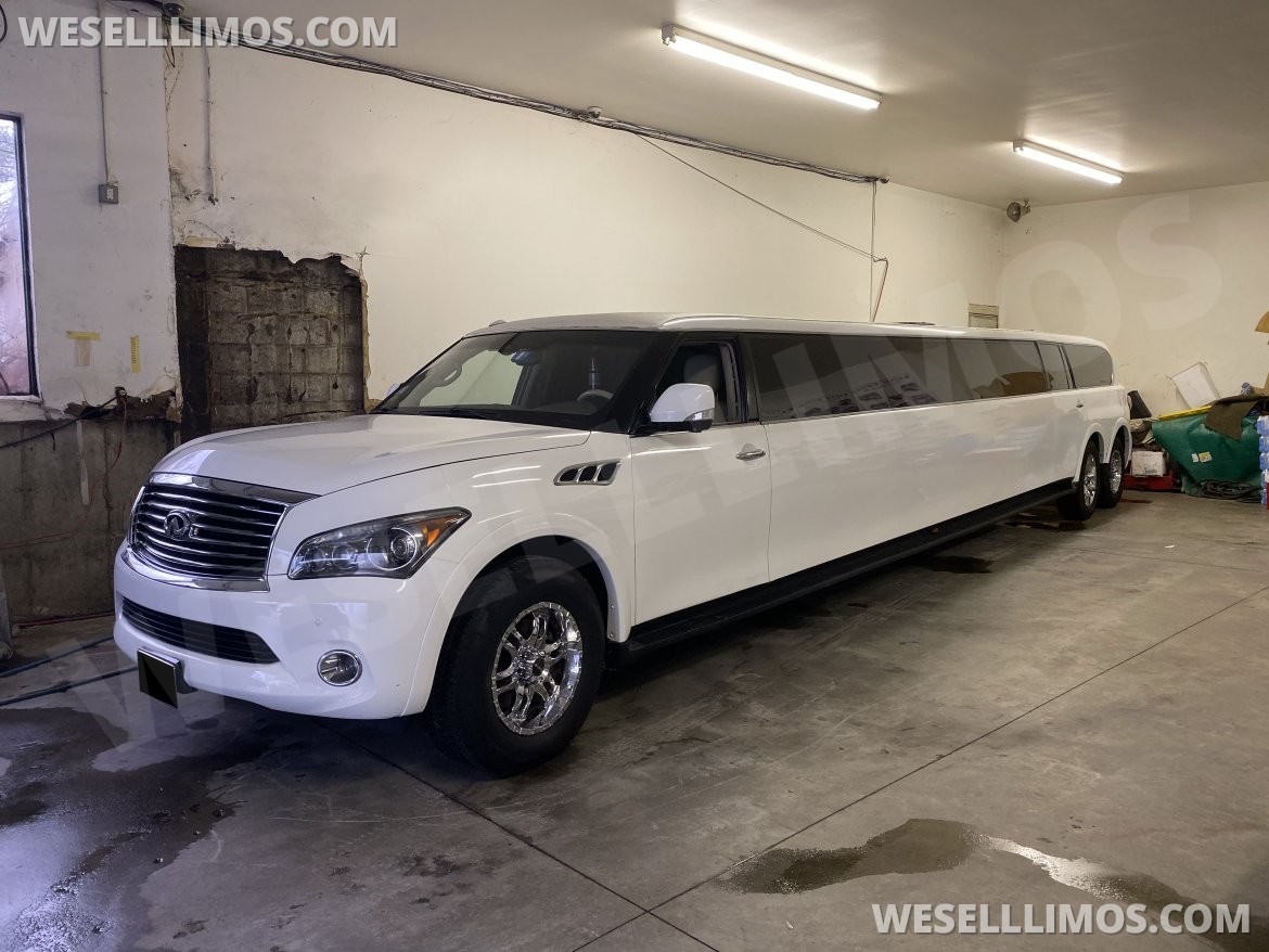 Limousine for sale: 2011 Infiniti QX 56 240'