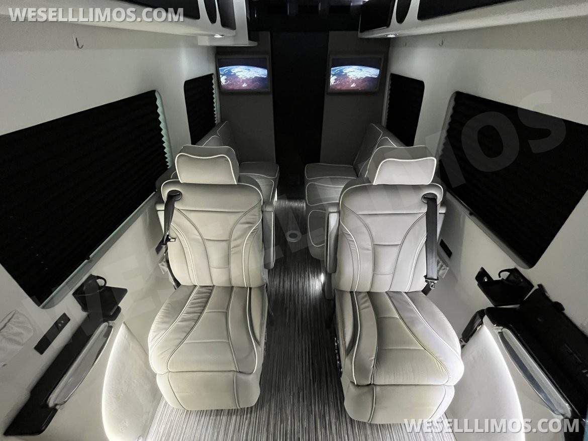 Photo of Sprinter for sale: 2023 Mercedes-Benz Sprinter 3500 4x4 Business Class 170" by LCW