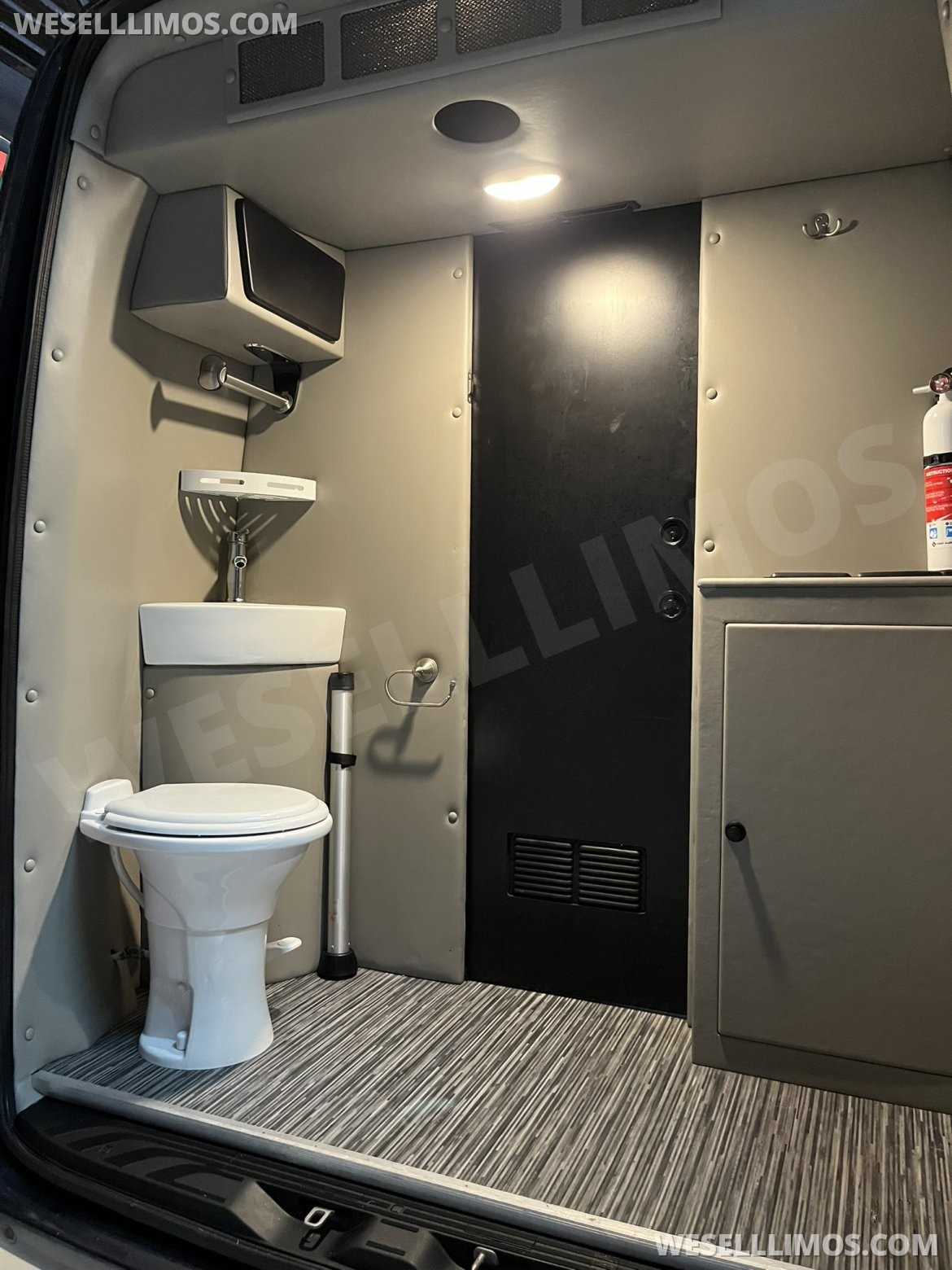 Photo of Sprinter for sale: 2023 Mercedes-Benz Sprinter 3500 4x4 Business Class 170" by LCW