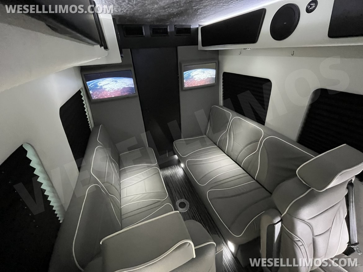 Photo of Sprinter for sale: 2023 Mercedes-Benz Sprinter 3500 4x4 Business Class 170" by LCW