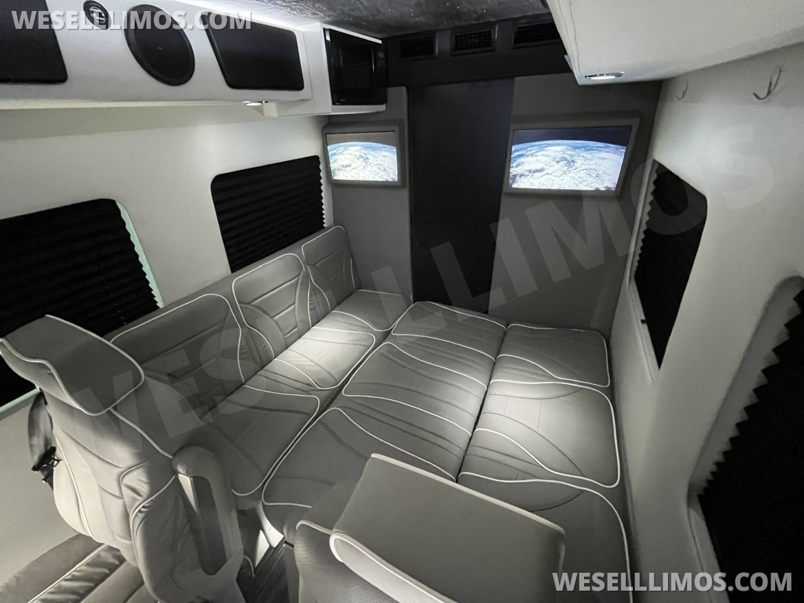 Photo of Sprinter for sale: 2023 Mercedes-Benz Sprinter 3500 4x4 Business Class 170" by LCW