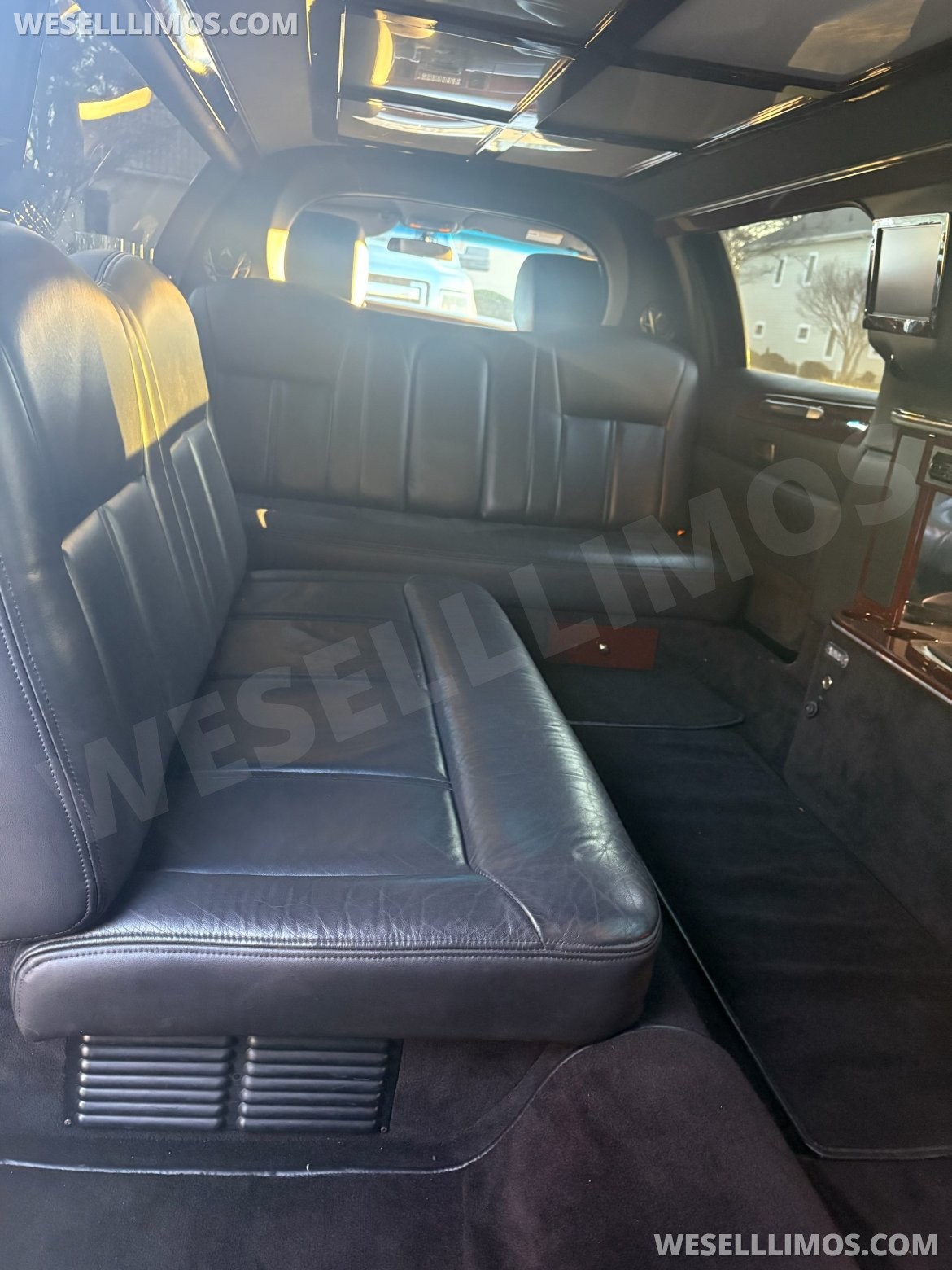Photo of Limousine for sale: 2011 Lincoln Royale