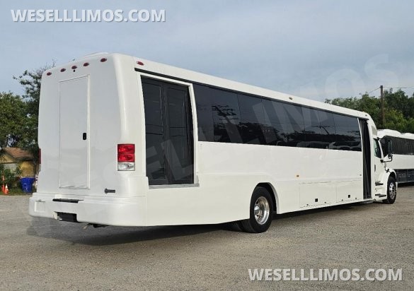 2018 Freightliner ECOACH 45 ADA Shuttle Bus for Sale in Riverside, CA - Main Photo