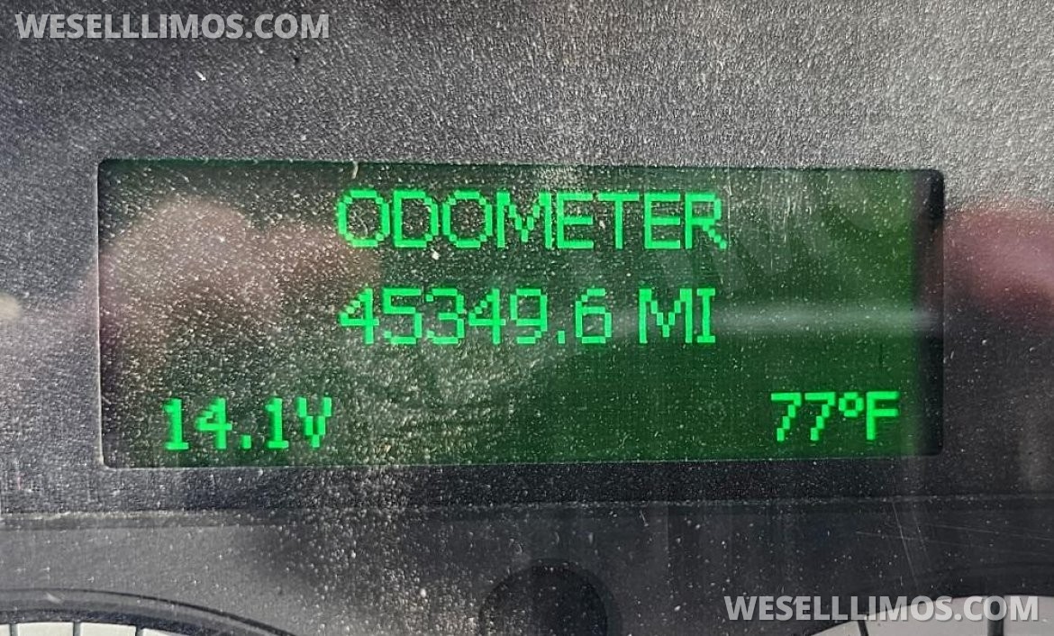 Photo of Shuttle Bus for sale: 2018 Freightliner ECOACH 45 ADA 45" by Executive Coach Builders