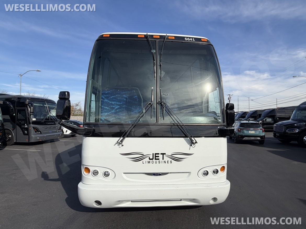 Photo of Motorcoach for sale: 2008 Prevost H3-45 45"
