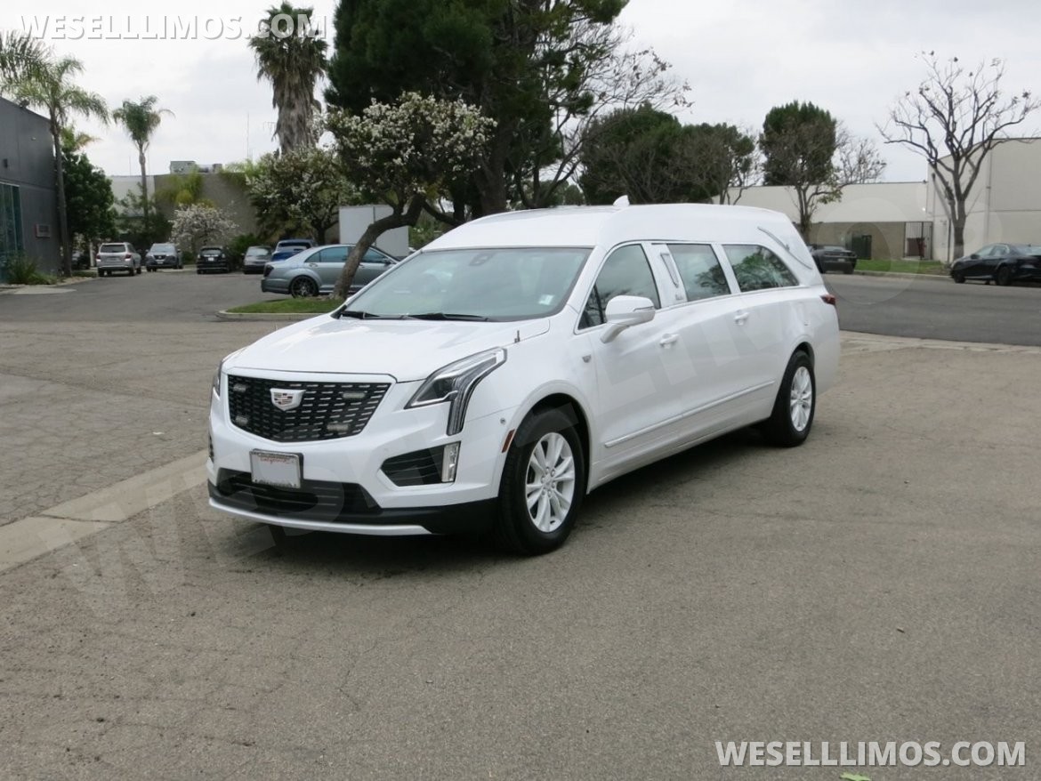 Funeral for sale: 2023 Cadillac XT5 Echelon by Eagle Coach