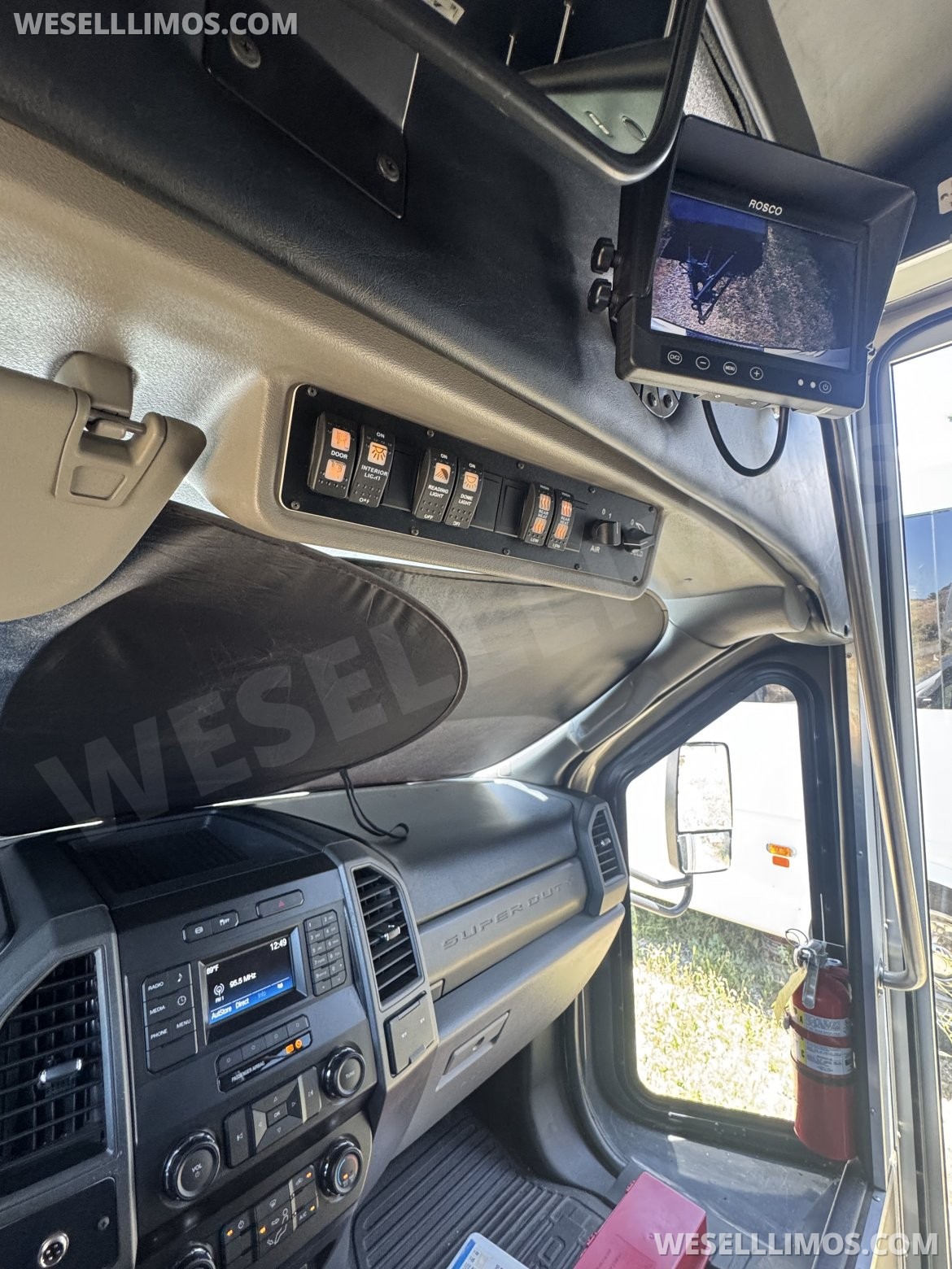 Photo of Shuttle Bus for sale: 2019 Ford F550 33" by STARCRAFT