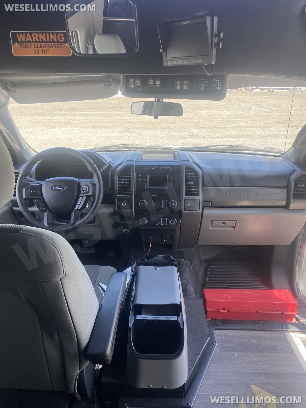 Photo of Shuttle Bus for sale: 2019 Ford F550 33" by STARCRAFT