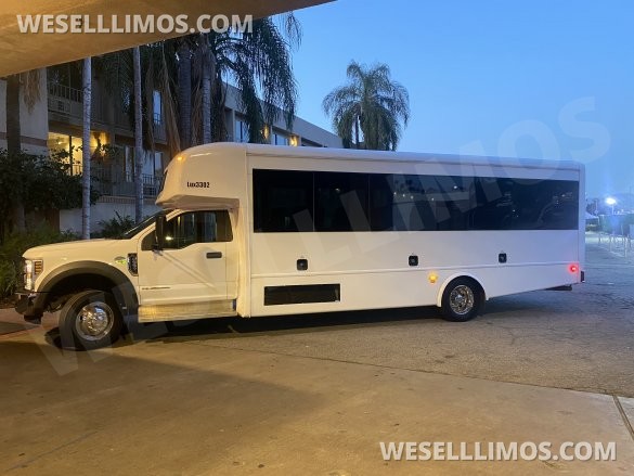 2019 Ford F550 Shuttle Bus for Sale in Santa Clarita, CA - Main Photo