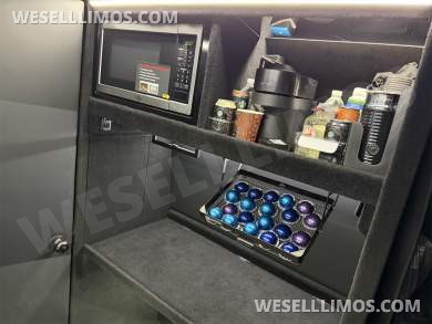 2024 Maybach Trim Elite Cruiser with Bathroom and Closet Auto Elite Mercedes-Benz Sprinter - Sprinter for Sale in Elkhart, IN - Photo 12