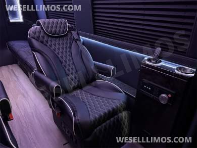 2024 Maybach Trim Elite Cruiser with Bathroom and Closet Auto Elite Mercedes-Benz Sprinter - Sprinter for Sale in Elkhart, IN - Photo 20