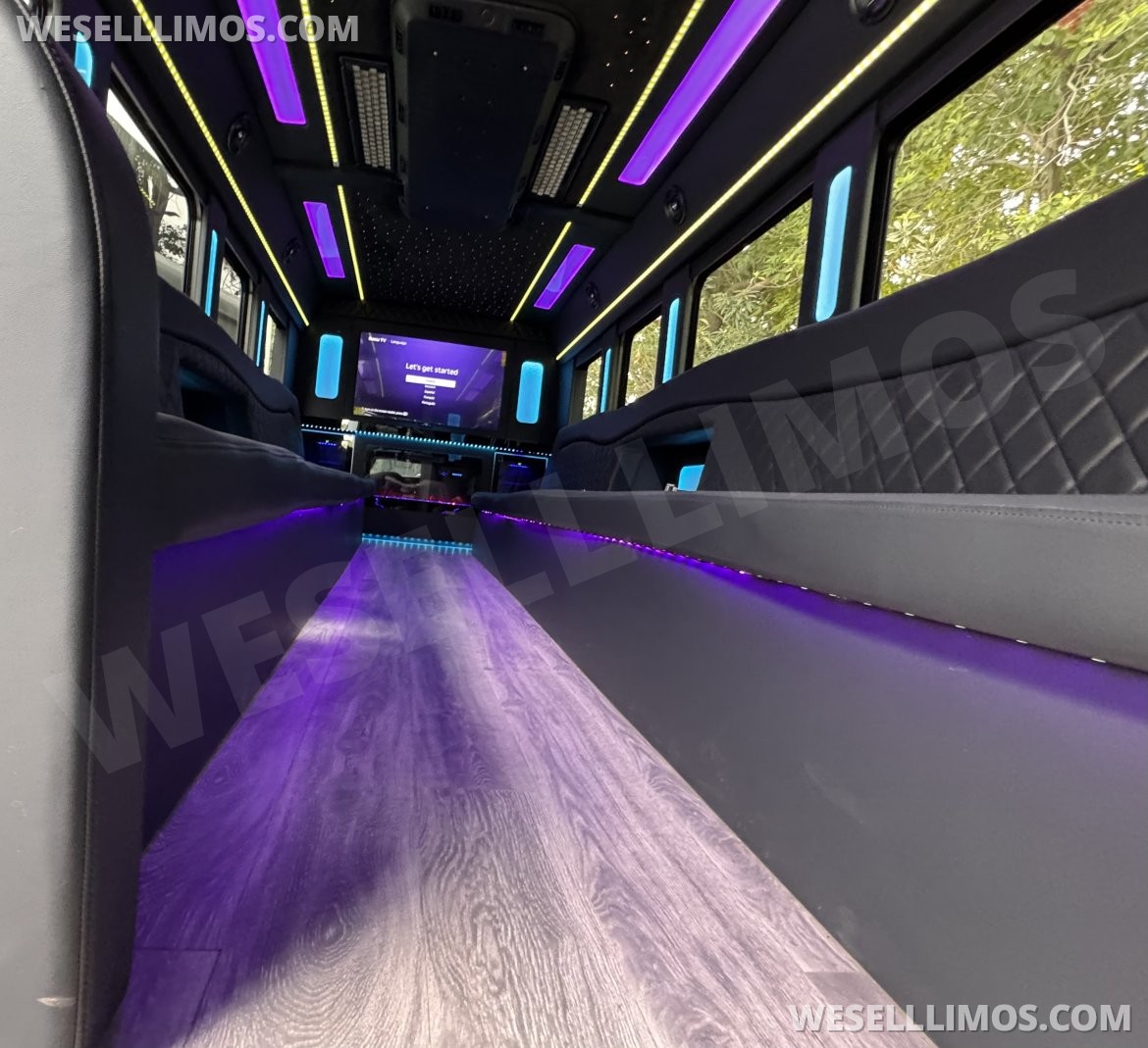 Photo of Limo Bus for sale: 2020 Chevrolet E455 24" by Executive