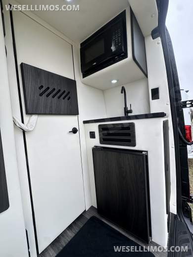 2026 OGV Luxury Coach OGV Luxury Coach V-Cruise 10OB Full Wall Partition Sprinter - Sprinter for Sale in Baton Rouge, LA - Photo 15