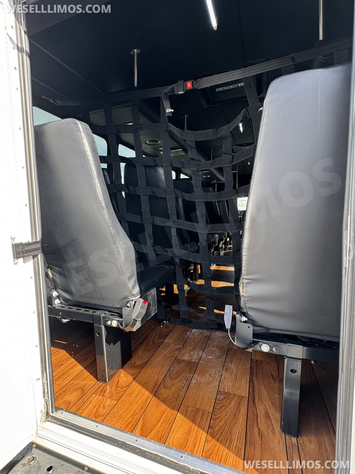 Photo of Shuttle Bus for sale: 2015 Ford 28px MVP Shuttle 27" by Starcraft