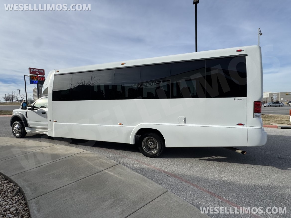 Photo of Shuttle Bus for sale: 2017 Ford F-550 27px Luxury Shutte 38" by Executive Coach Builders