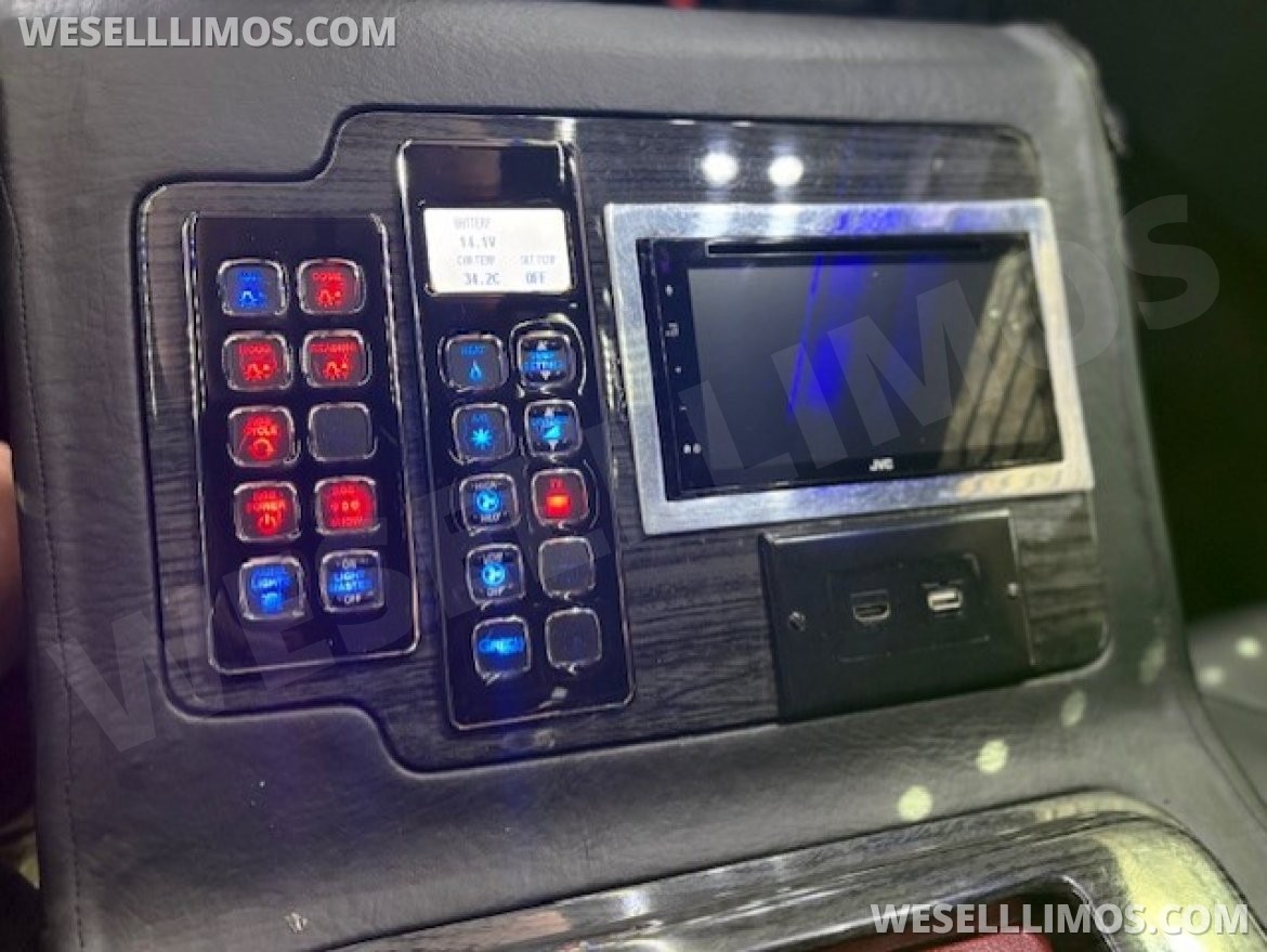 Photo of Executive Shuttle for sale: 2016 Mercedes-Benz 3500 LWB HI TOP by Grech