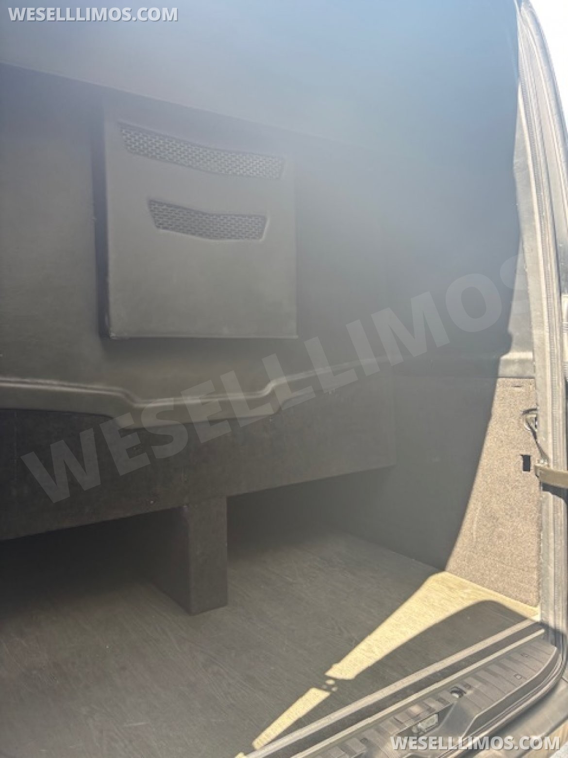 Photo of Executive Shuttle for sale: 2016 Mercedes-Benz 3500 LWB HI TOP by Grech