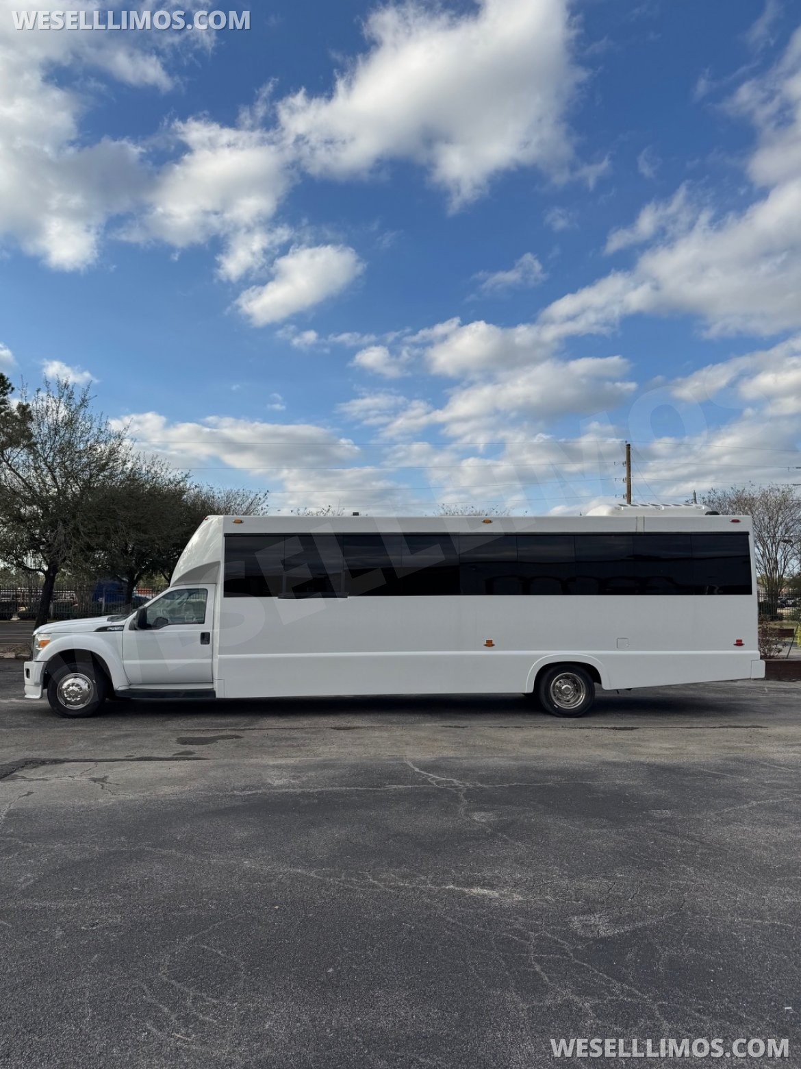 Photo of Limo Bus for sale: 2016 Ford F550