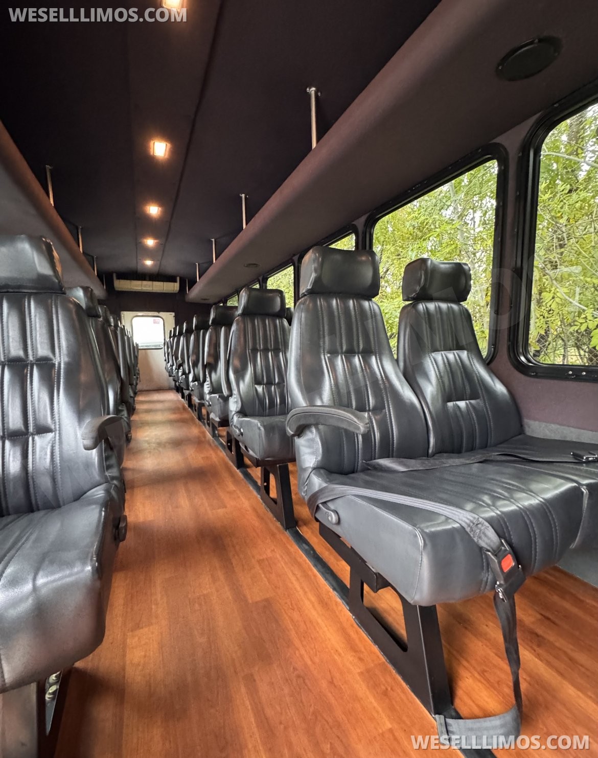 Photo of Shuttle Bus for sale: 2014 International Executive 30" by My factory