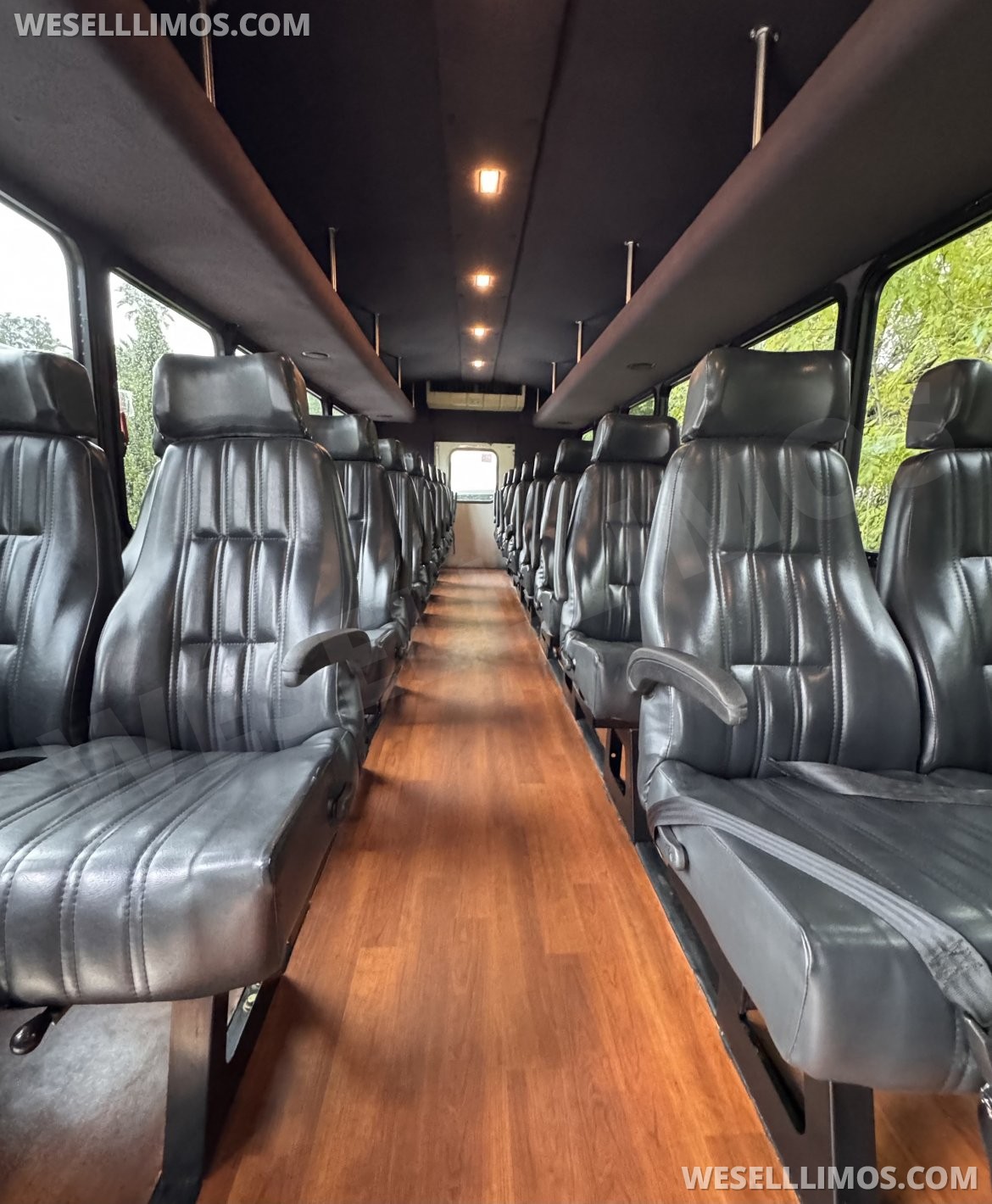 Photo of Shuttle Bus for sale: 2014 International Executive 30" by My factory