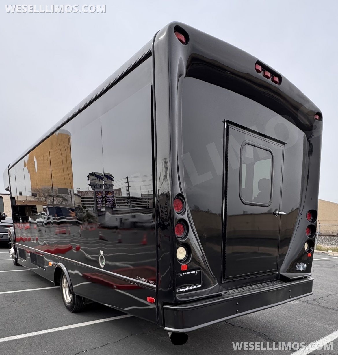 Photo of Shuttle Bus for sale: 2014 International Executive 30" by My factory