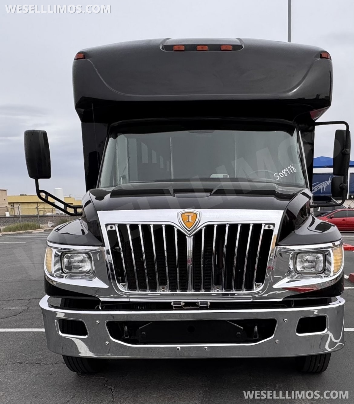 Photo of Shuttle Bus for sale: 2014 International Executive 30" by My factory