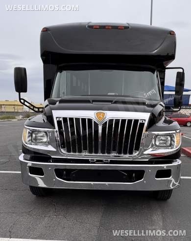 2014 My factory International Executive Shuttle Bus - Shuttle Bus for Sale in Los Angeles, CA - Photo 7