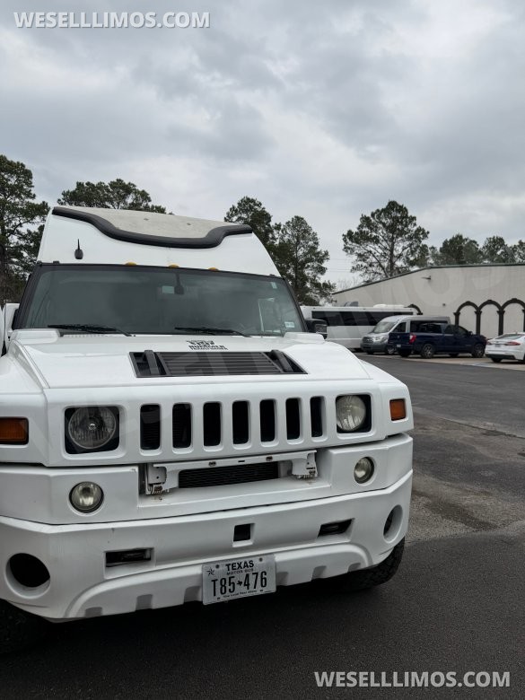 2008 Hummer Transformer Limo Bus for Sale in Houston, TX - Main Photo