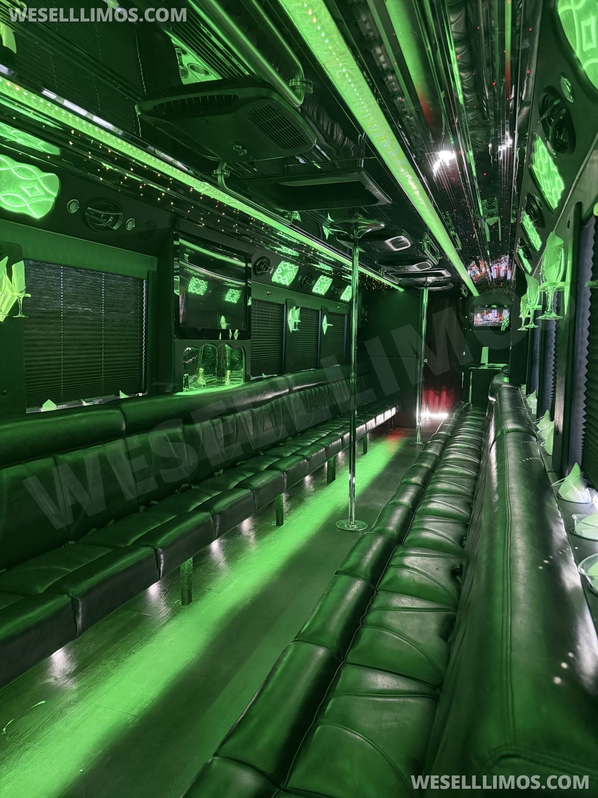 Photo of Motorcoach for sale: 2015 Freightliner CT 45 Limo Bus 45" by CT Coachworks