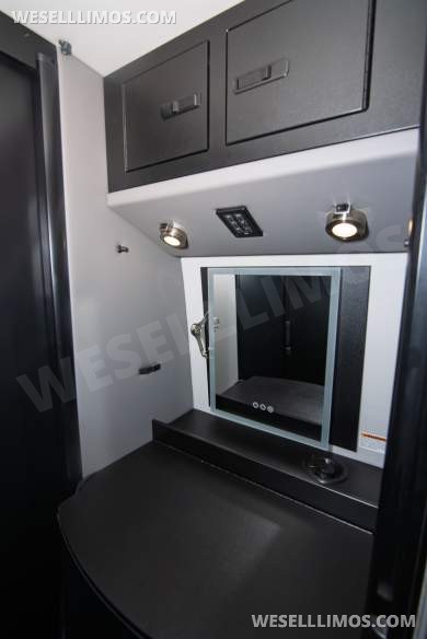 2024 Embassy Mercedes-Benz Sprinter Sprinter - Sprinter for Sale in Alvarado, TX - Photo 4