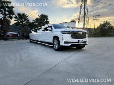 2023 LimosbyMoonlight Cadillac Escalade SUV Stretch - SUV Stretch for Sale in Sun valley, CA - Photo 2