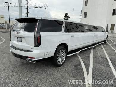 2023 LimosbyMoonlight Cadillac Escalade SUV Stretch - SUV Stretch for Sale in Sun valley, CA - Photo 5