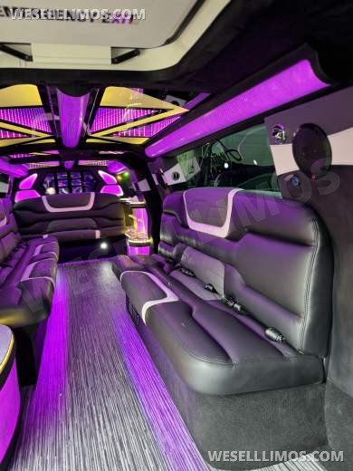 2023 LimosbyMoonlight Cadillac Escalade SUV Stretch - SUV Stretch for Sale in Sun valley, CA - Photo 28