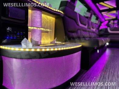 2023 LimosbyMoonlight Cadillac Escalade SUV Stretch - SUV Stretch for Sale in Sun valley, CA - Photo 30