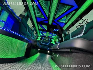 2023 LimosbyMoonlight Cadillac Escalade SUV Stretch - SUV Stretch for Sale in Sun valley, CA - Photo 31